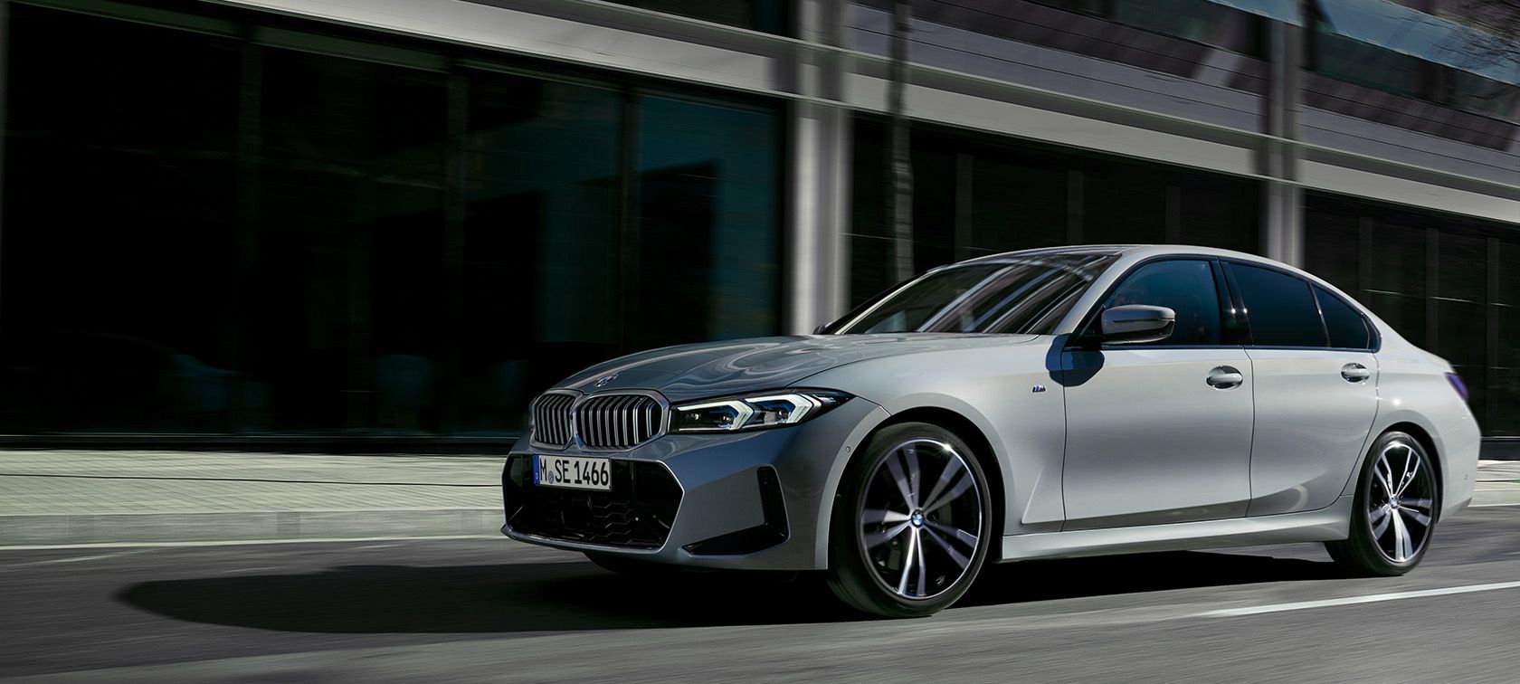 BMW 3 Serisi Sedan 2024: Spor Sedan Sürüşünün Zirvesi