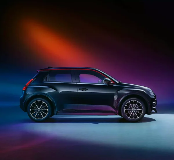 Renault 5 2025 Teknik Özellikleri: Yenilikçi Elektrikli Araç