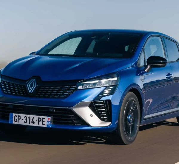 2025 Renault Clio E-Tech Teknik Özellikleri ve Elektrikli Versiyonu