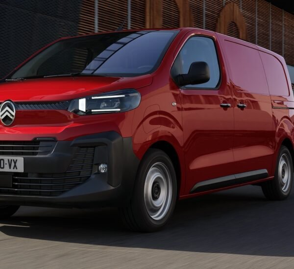 Citroen Jumpy 2026 - 01-Jumpy-herobanner-2880x1152.jpg