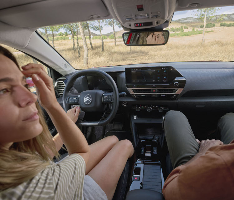 Citroen C4 X Advanced Comfort sutunlari