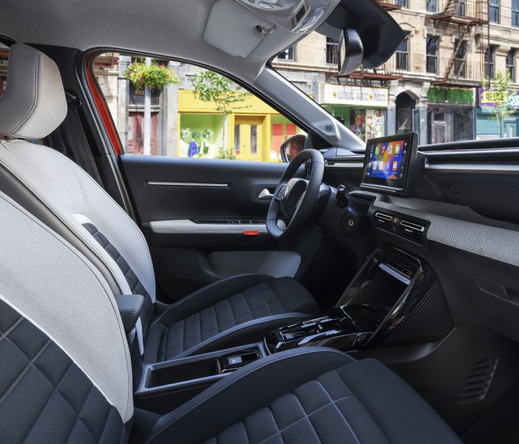 Citroen C3 ic mekan konfor