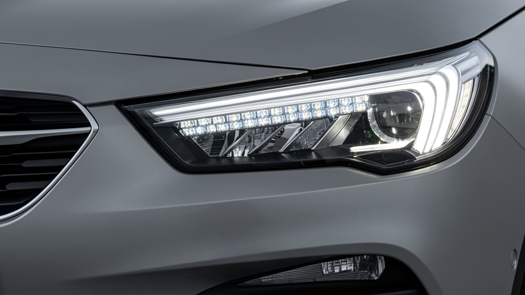 Opel Grandland Vizor ve Intelli-Lux far detayı