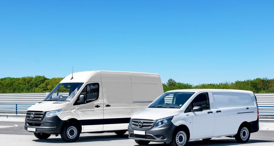 Peugeot Partner 2026 ticari van dış tasarım, modern ön ızgara ve Peugeot imza kodları
