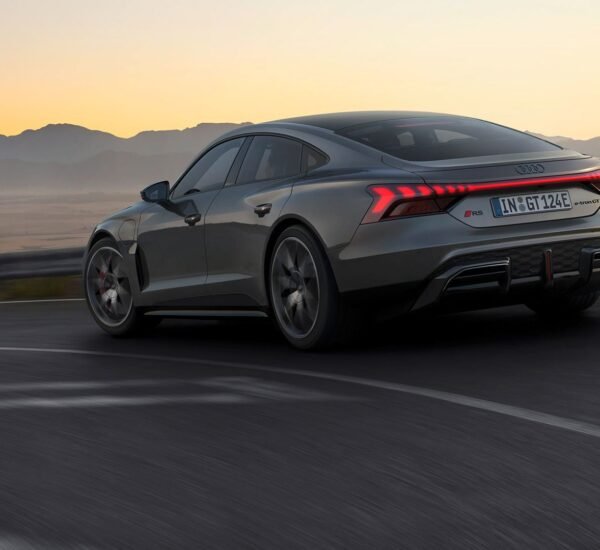 Audi RS e-tron GT img_01.jpg