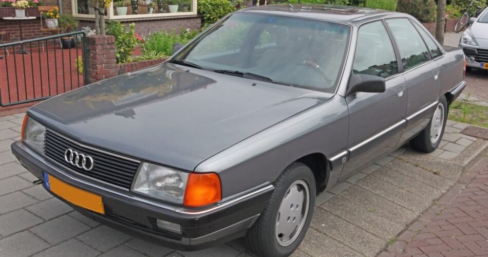 Audi 100